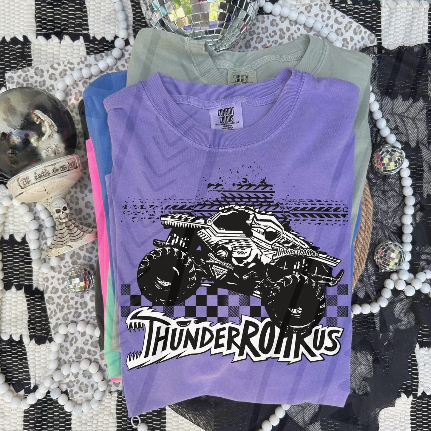 MJ Black and White Thunderroarus