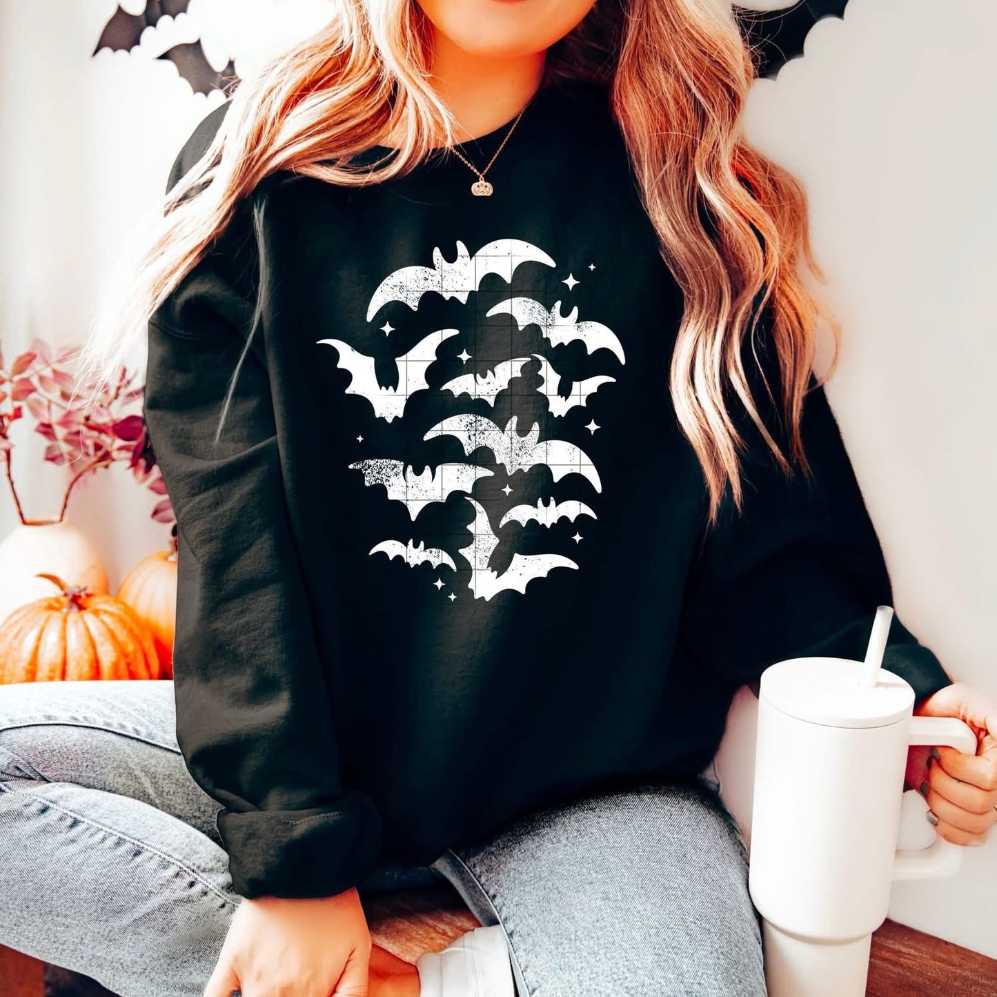 White grunge bats