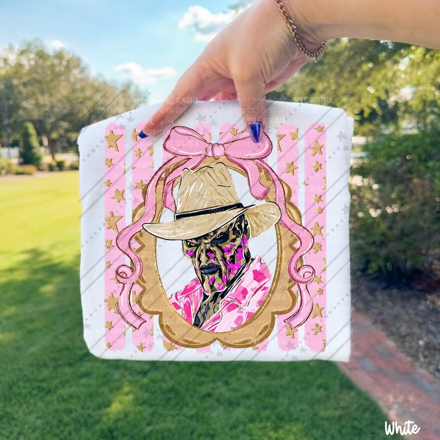 Jeepers Creepers Pink Bow Frame