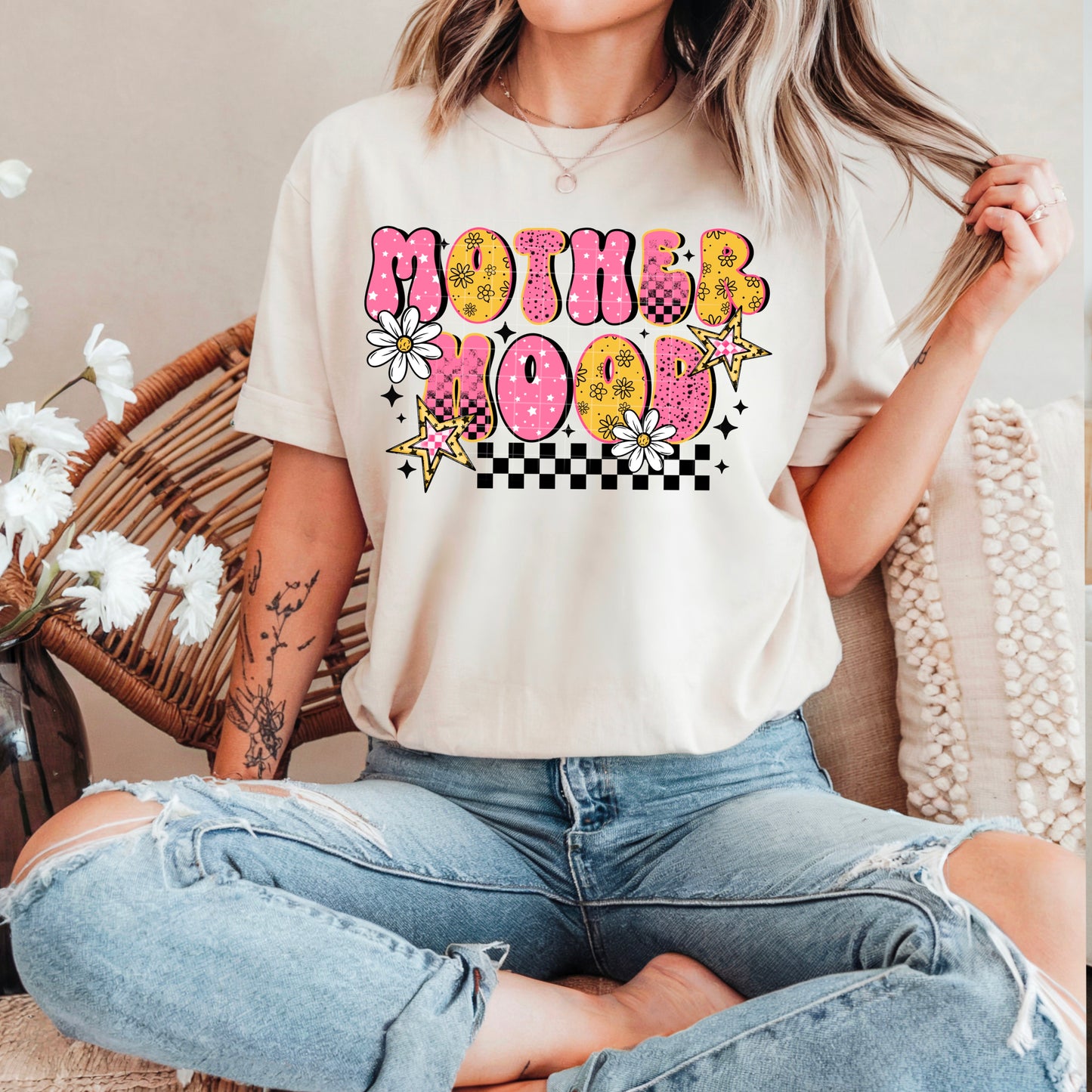 Motherhood Checkered Daisies