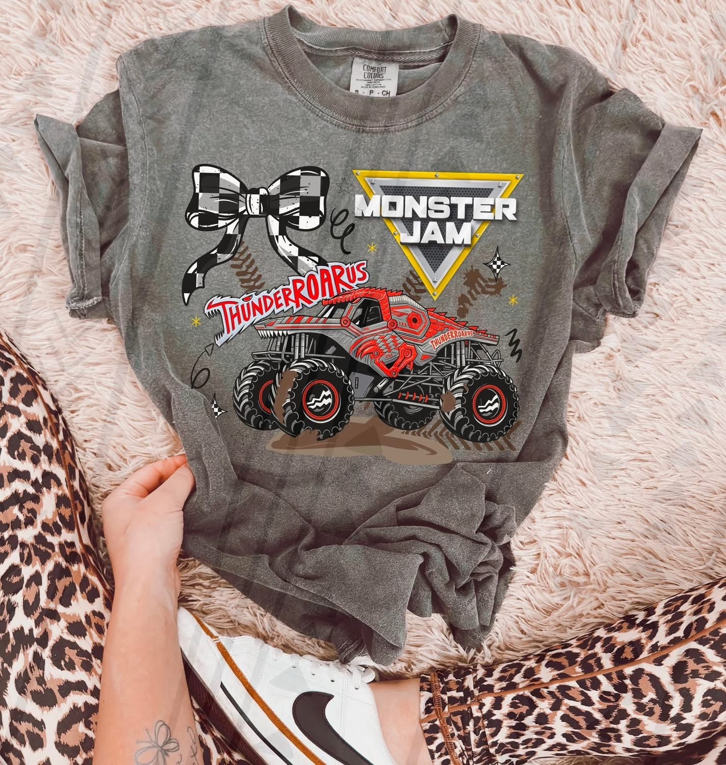 Monster Jam ThunderROARus