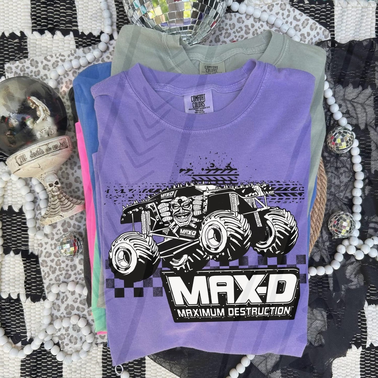 MJ Black and White Max D