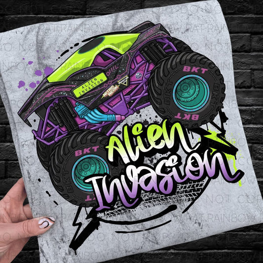 Alien Invasion Pastel