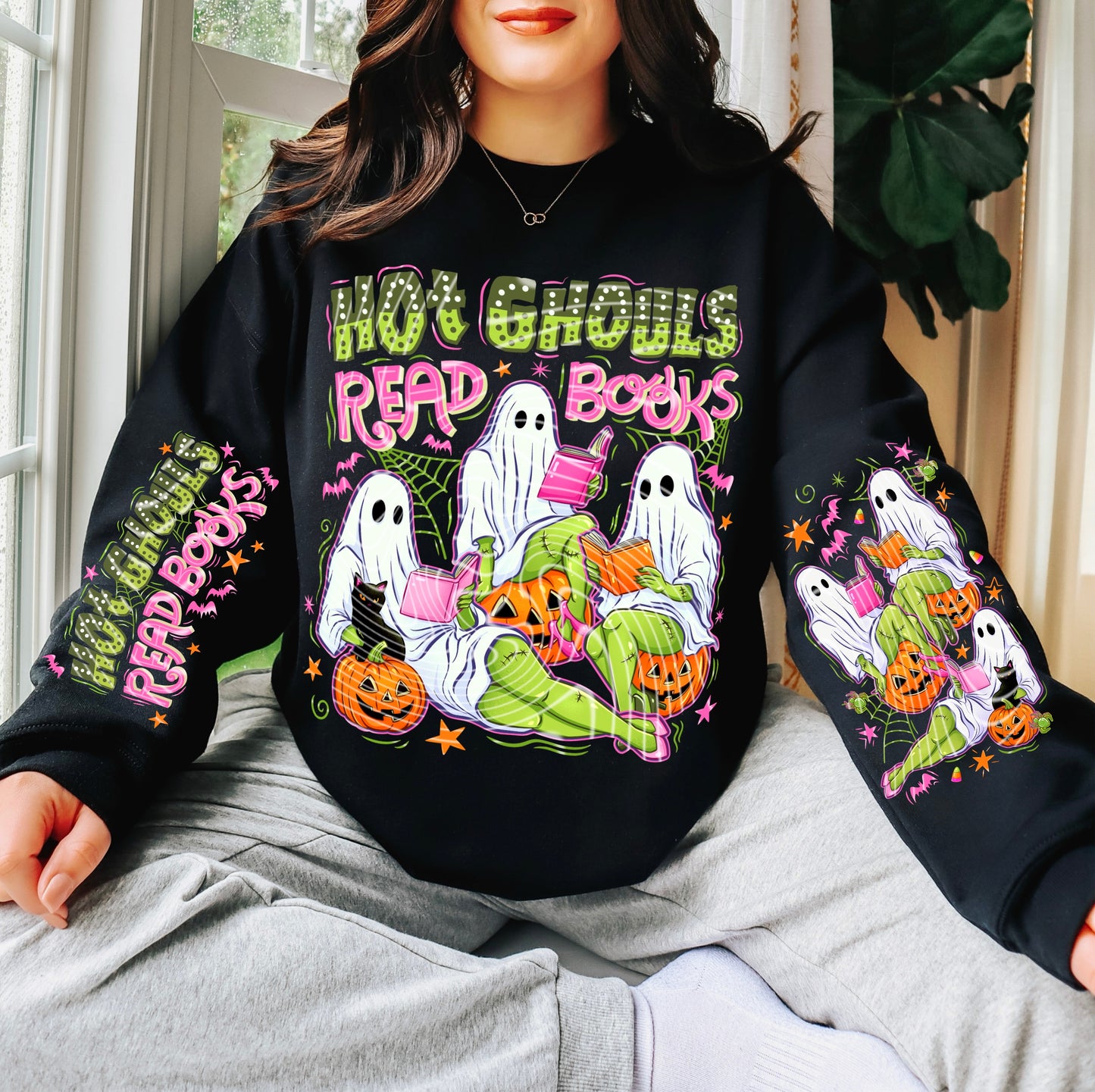 Hot Ghouls Read Books