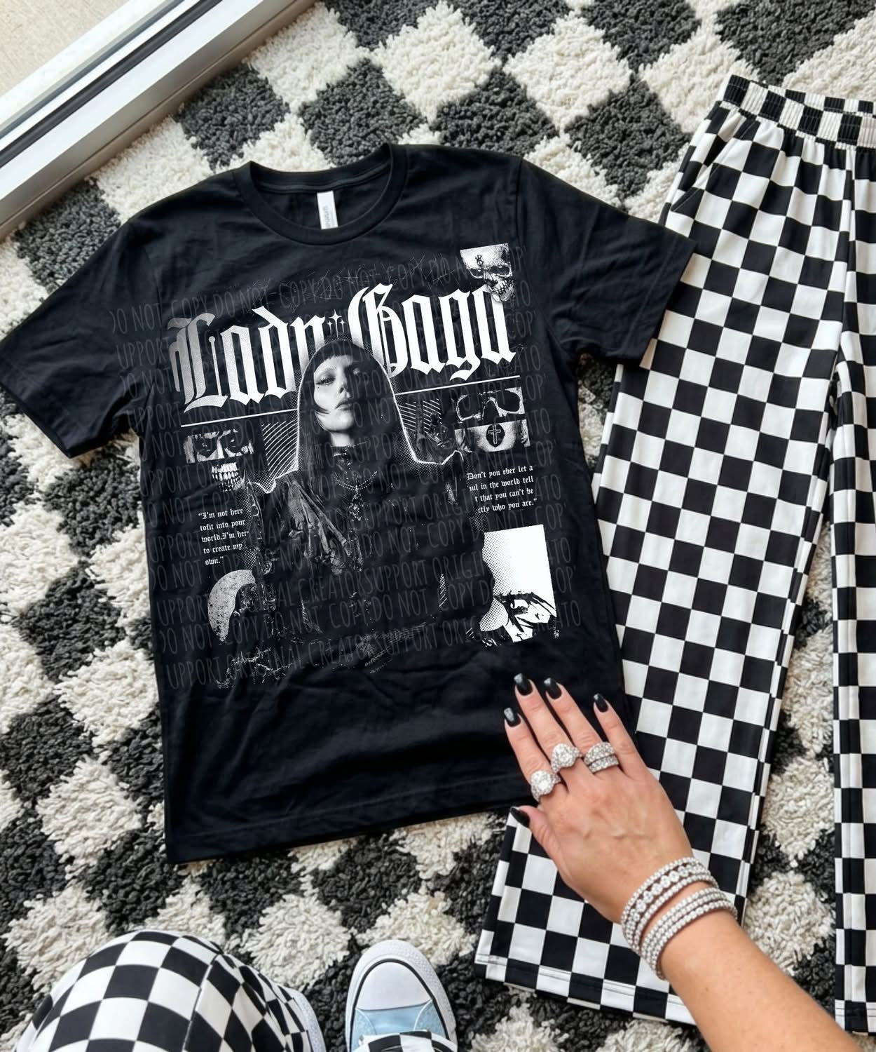 Lady G Blk tee