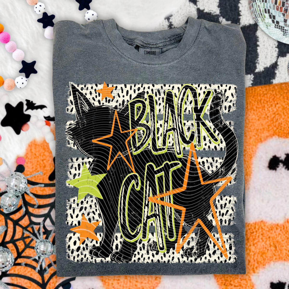 Black Cat Retro Star Halloween Design