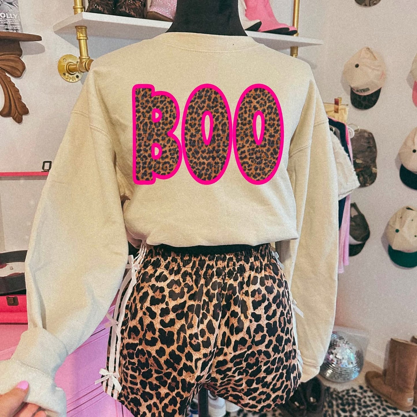 Boo - Leopard Pink Outline