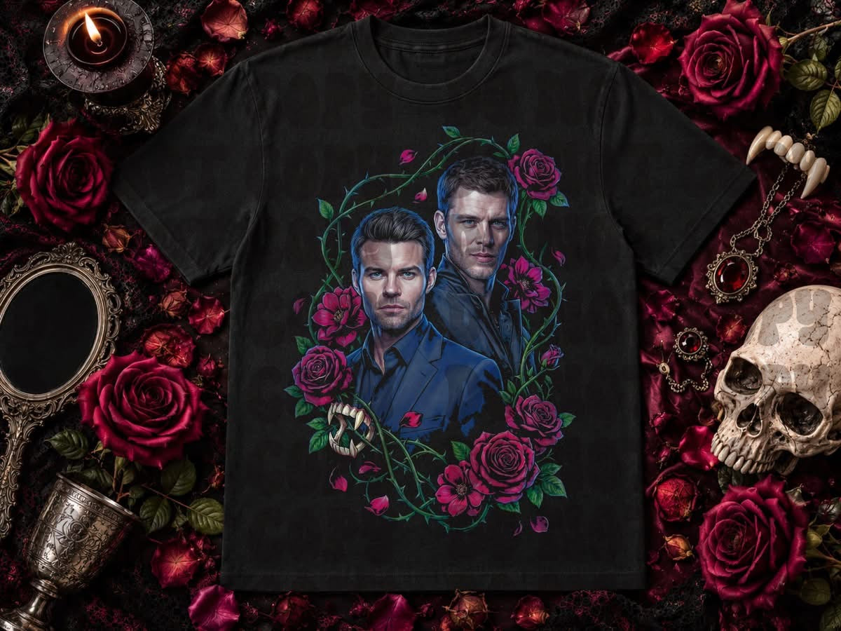 Damon Salvatore blk tee